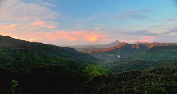 Les Gorges de Rivière Noire